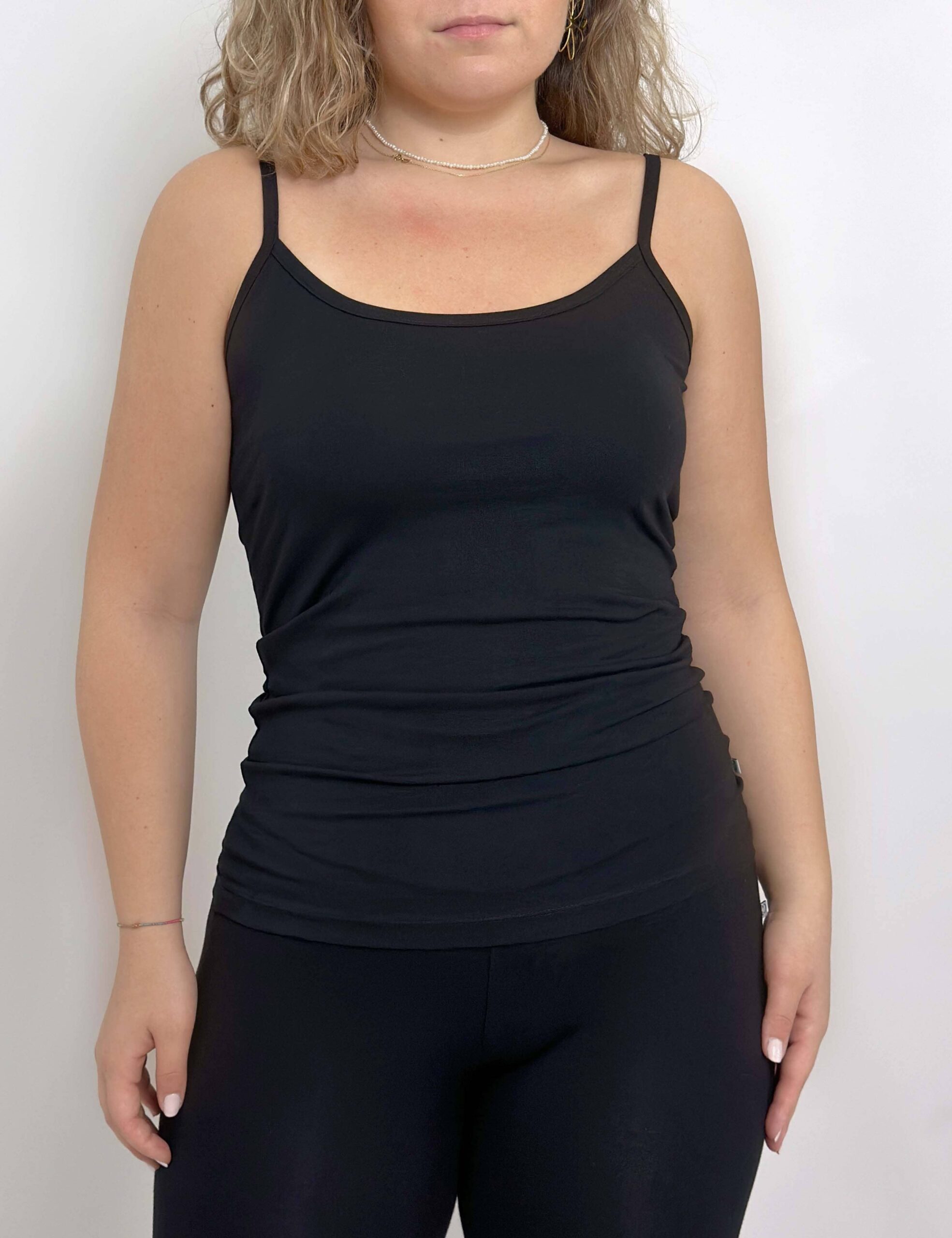 Top tirante negro