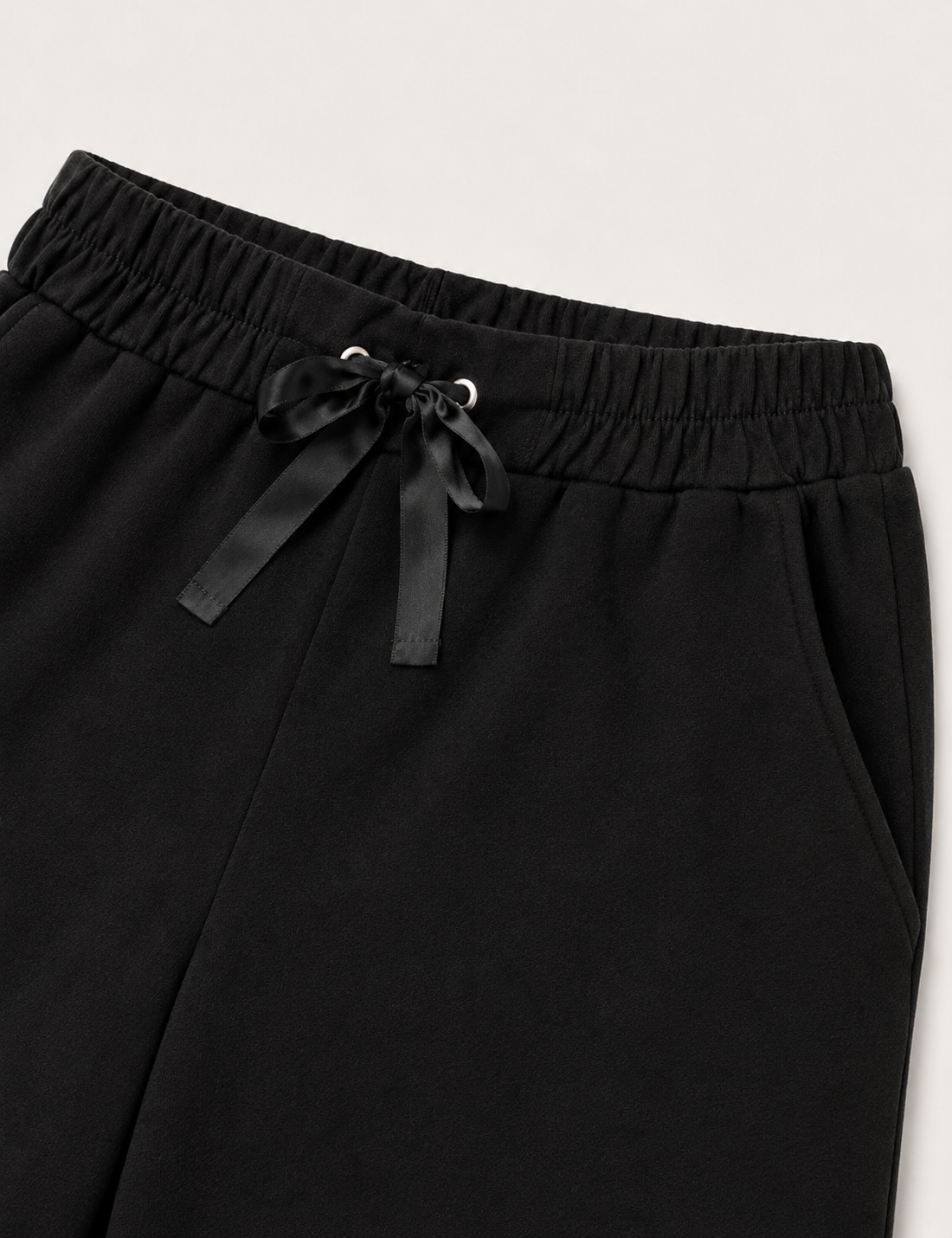 Alternative view of Short Lazo Negro