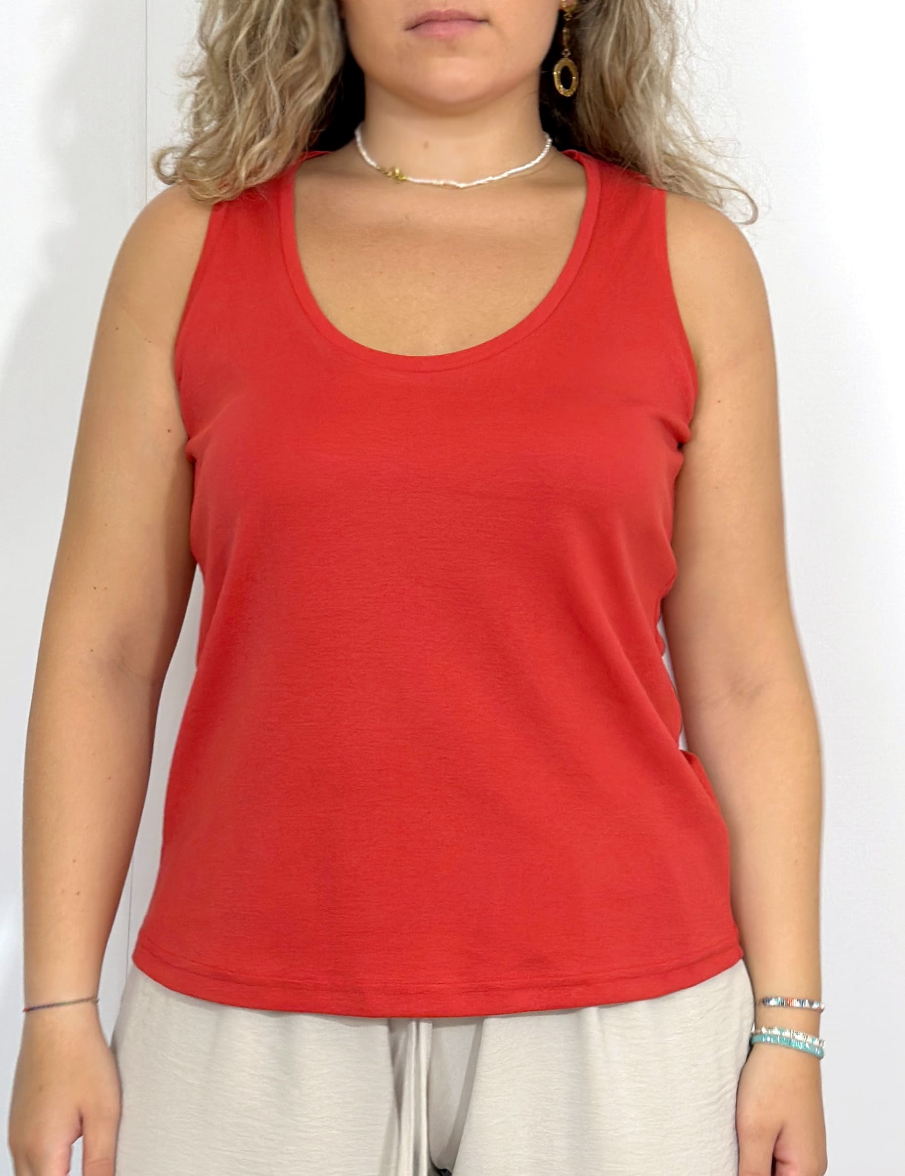 Top Basic Teja