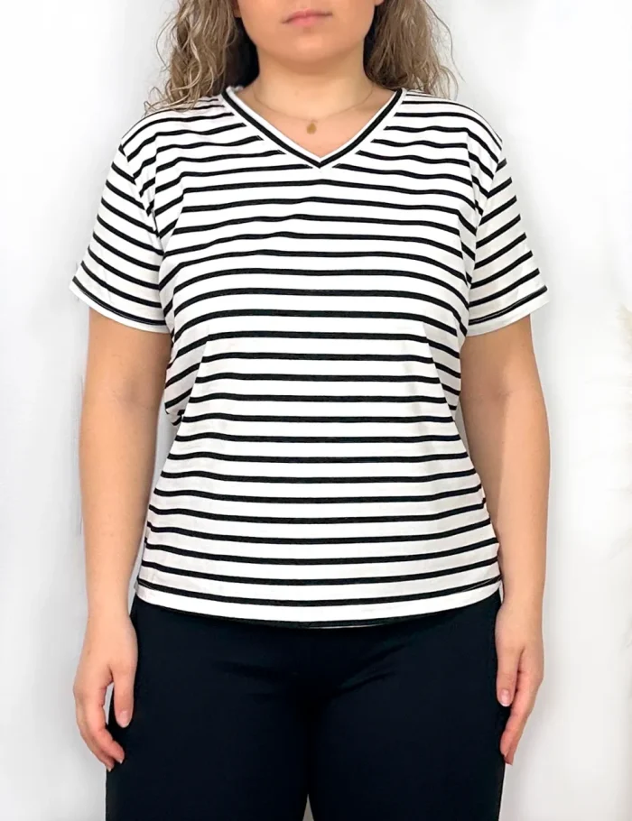 Camiseta Rayas Negras - Imagen 2