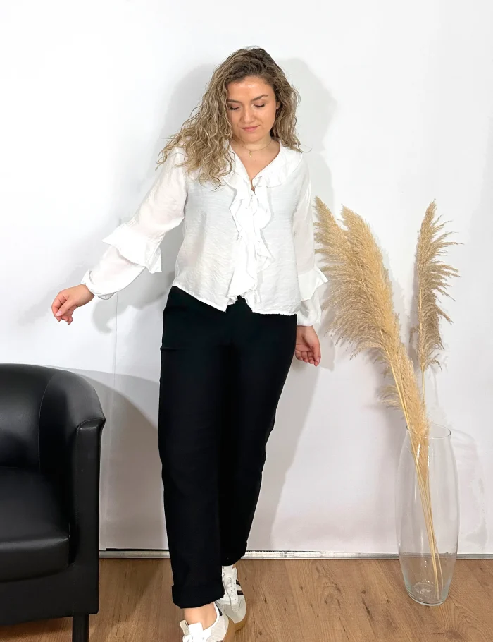 Blusa Abierta Volante Blanca - Imagen 2