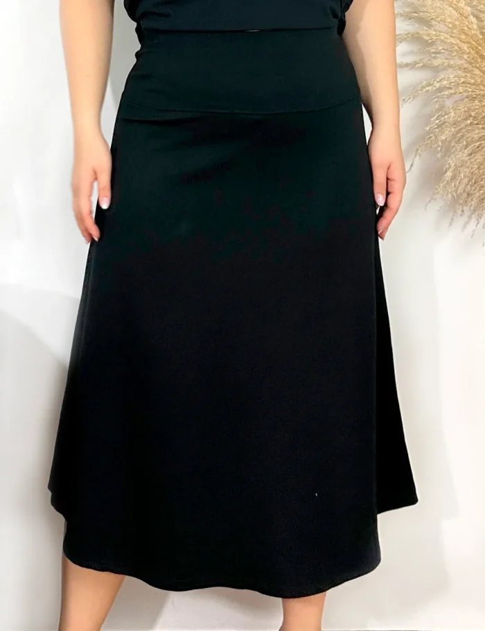 Falda Evasé Negra