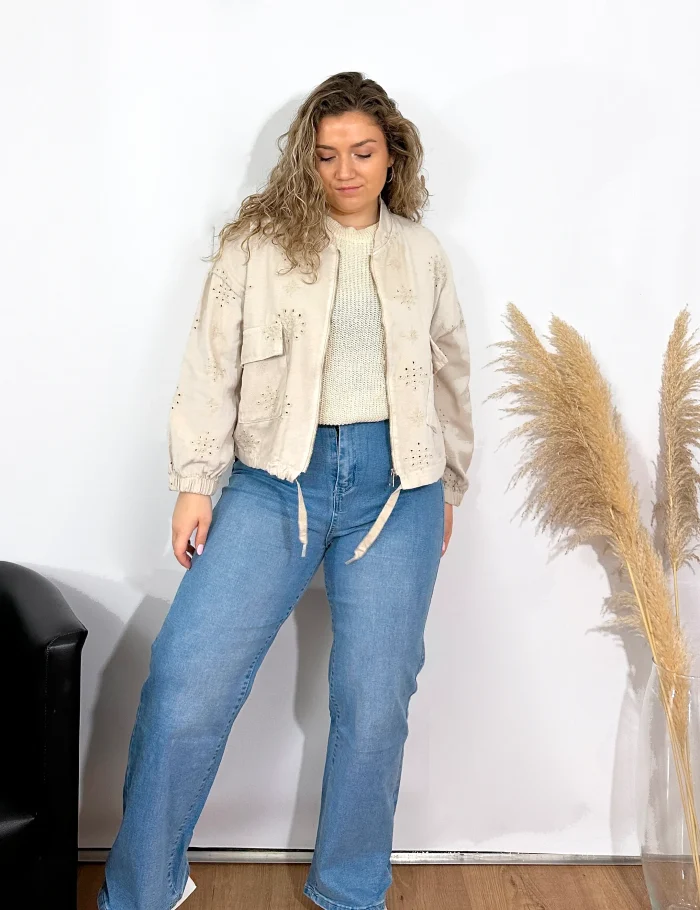 Chaqueta Calada Crema