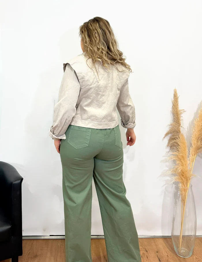 Cazadora Bordado Suizo Beige - Imagen 3