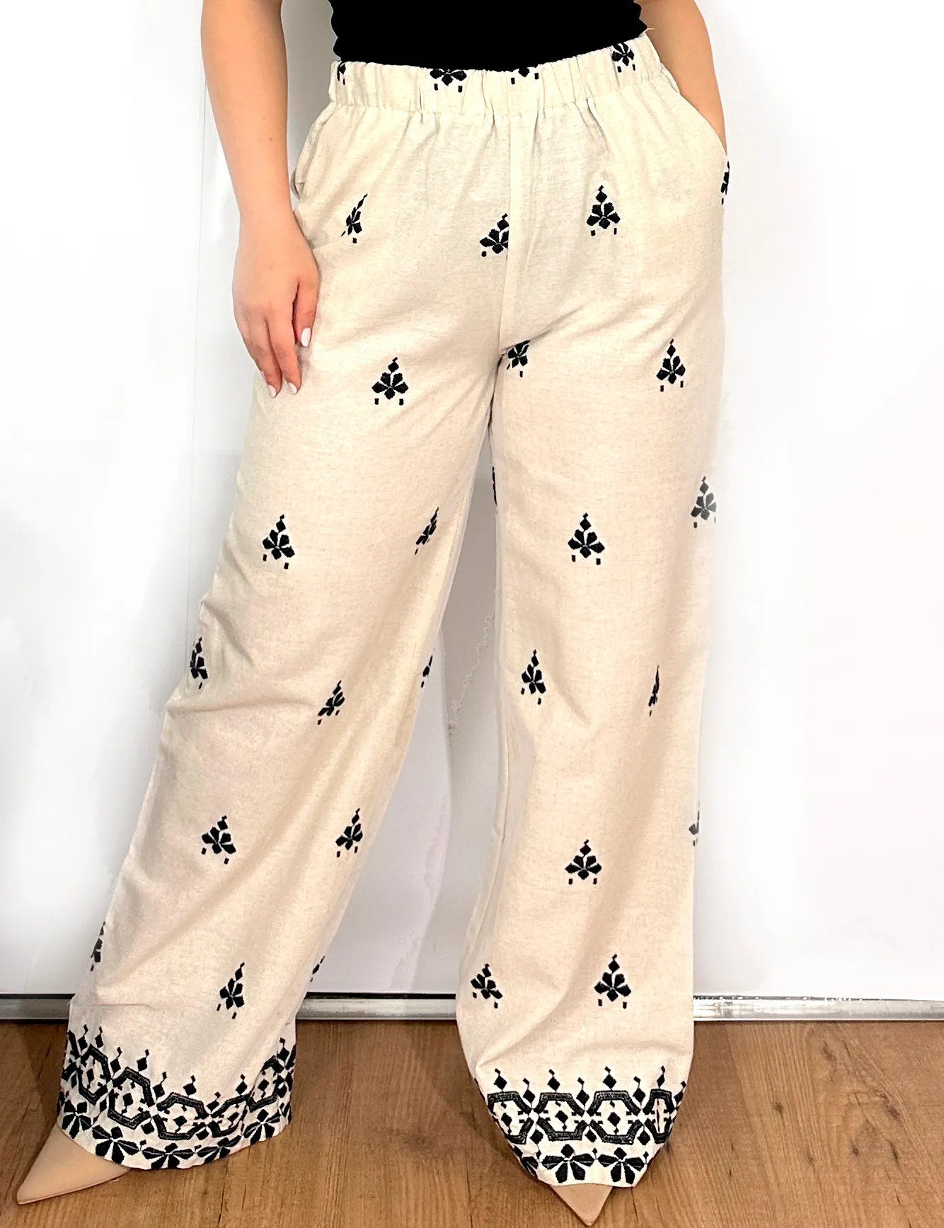 Pantalón Lino Bordado Negro
