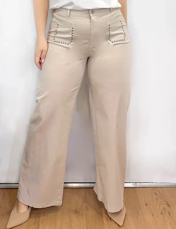 Pantalón Wide-leg Tachas Beige