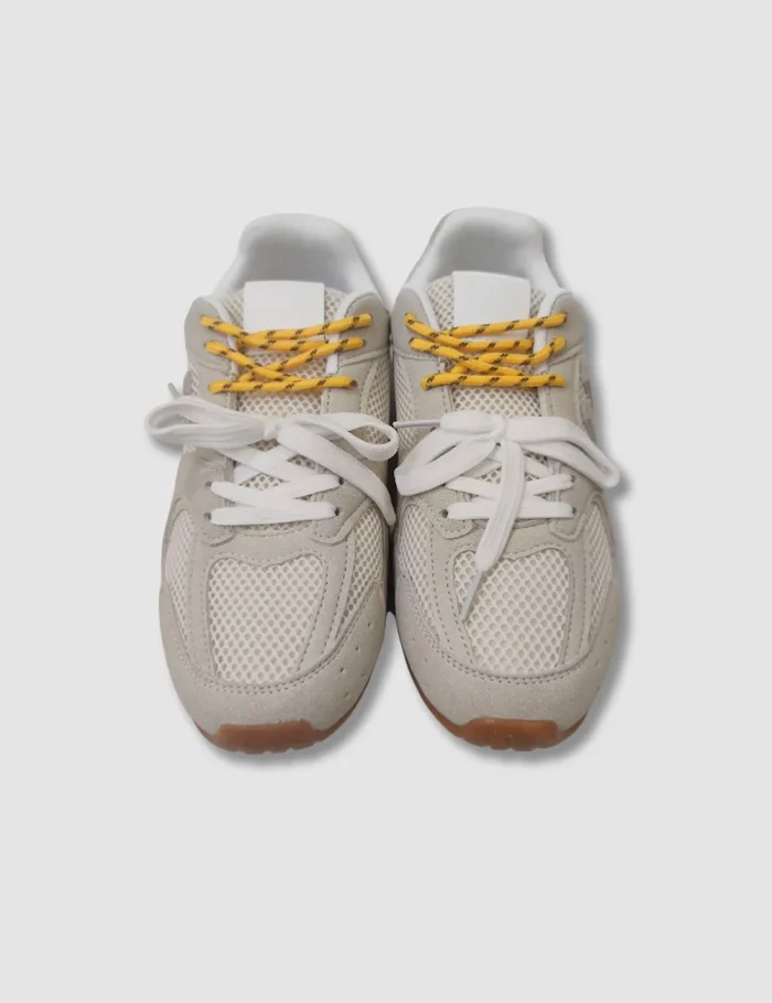 Deportivas Beige Con Cordondes Amarillos - Imagen 2