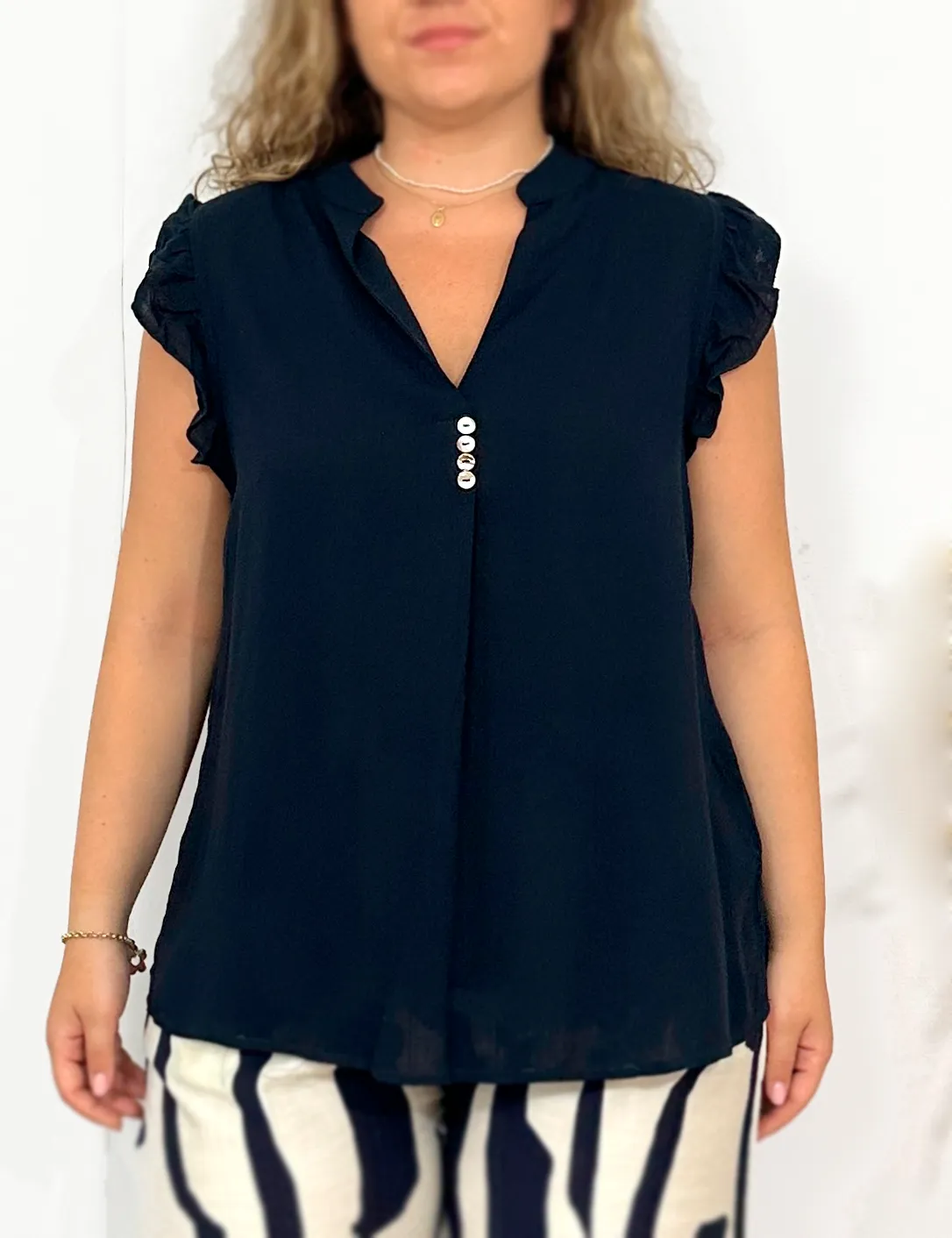 Blusa Volantes Azul Marino