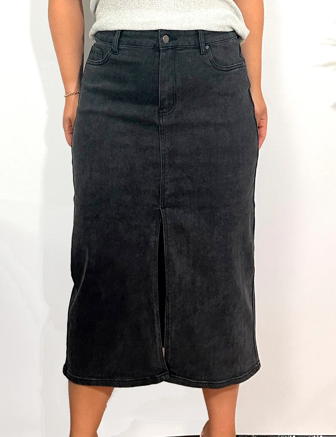 Falda Midi Negra