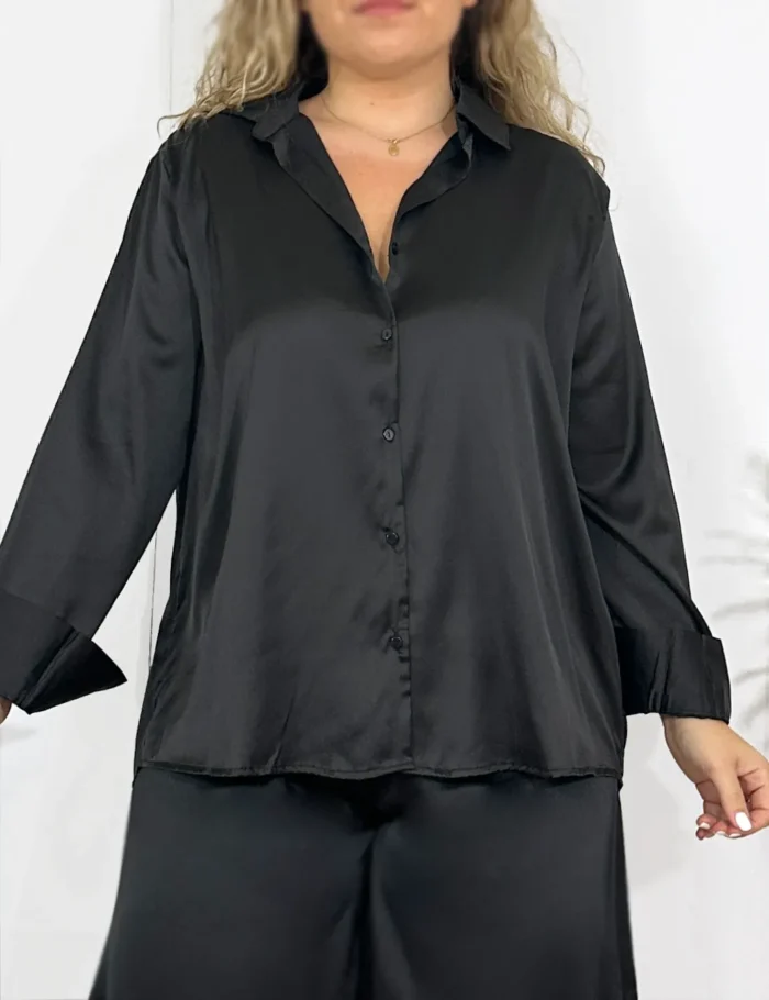 Camisa Satinada Negra