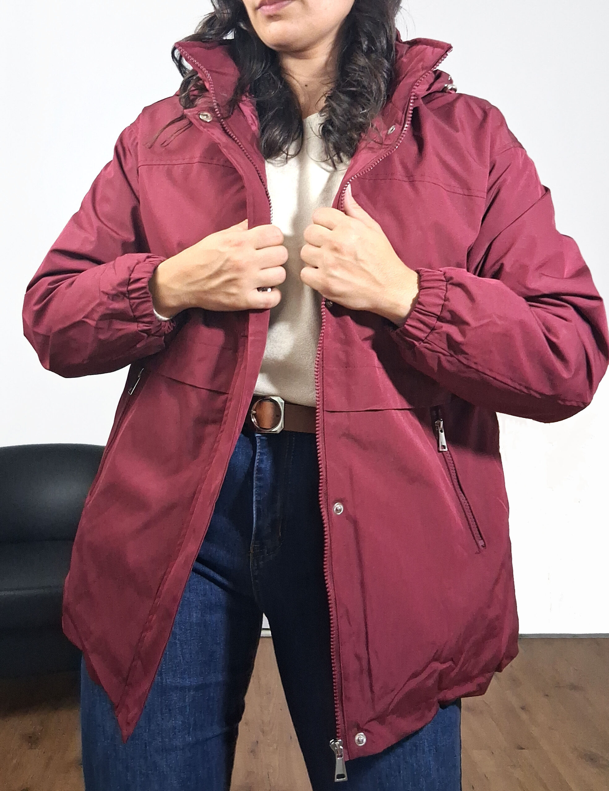 Chaqueta Acolchada Capucha Burdeos