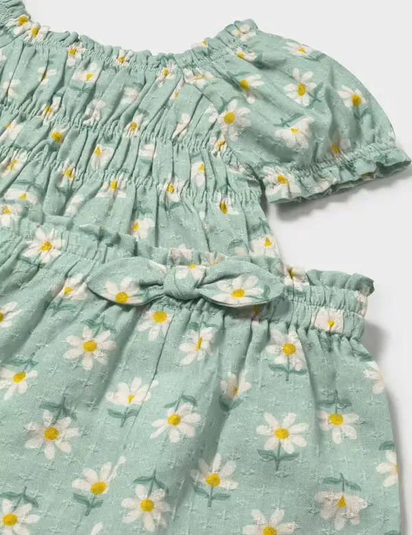 Alternative view of Conjunto Rizado Margaritas