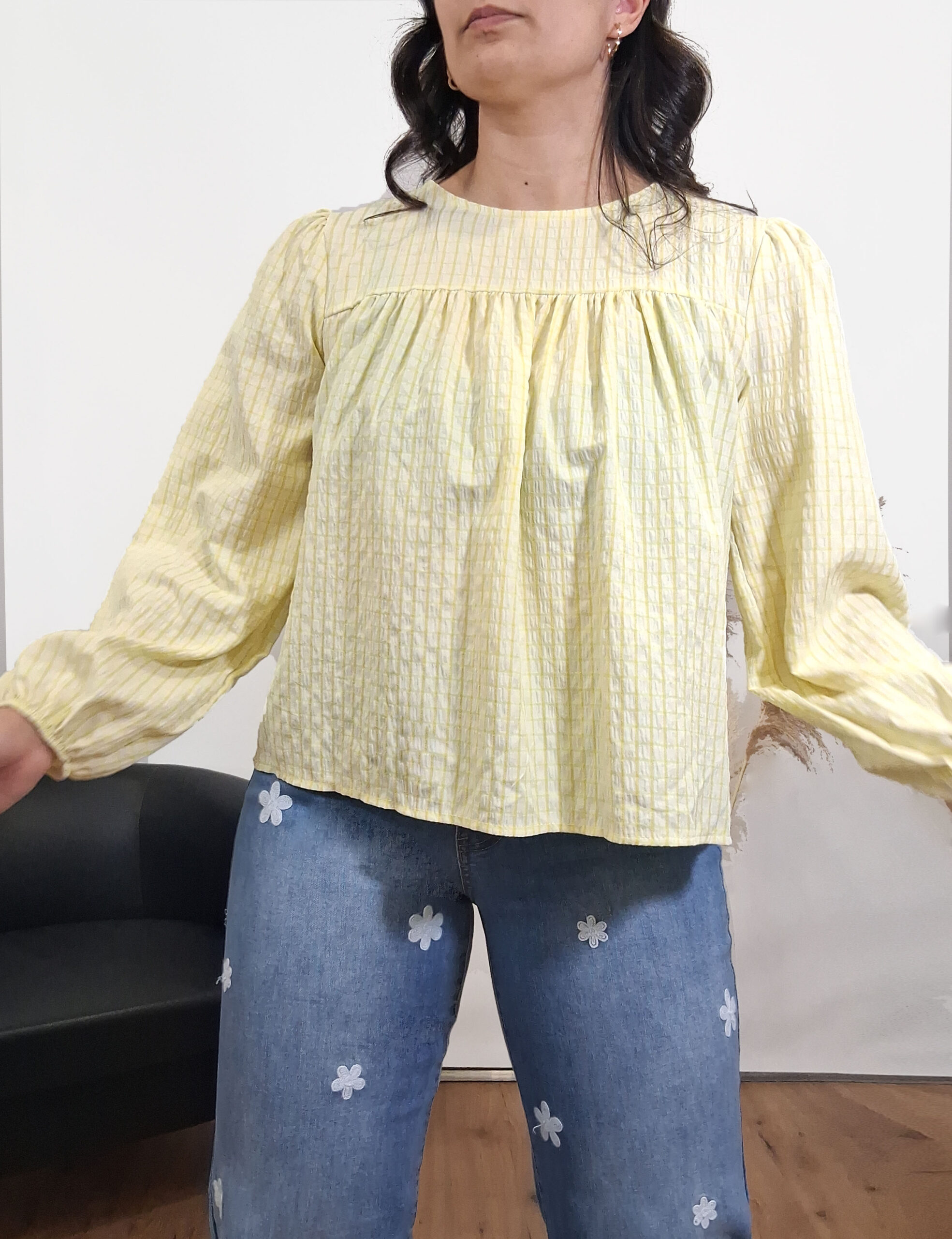 Alternative view of Blusa Cuadros Amarilla