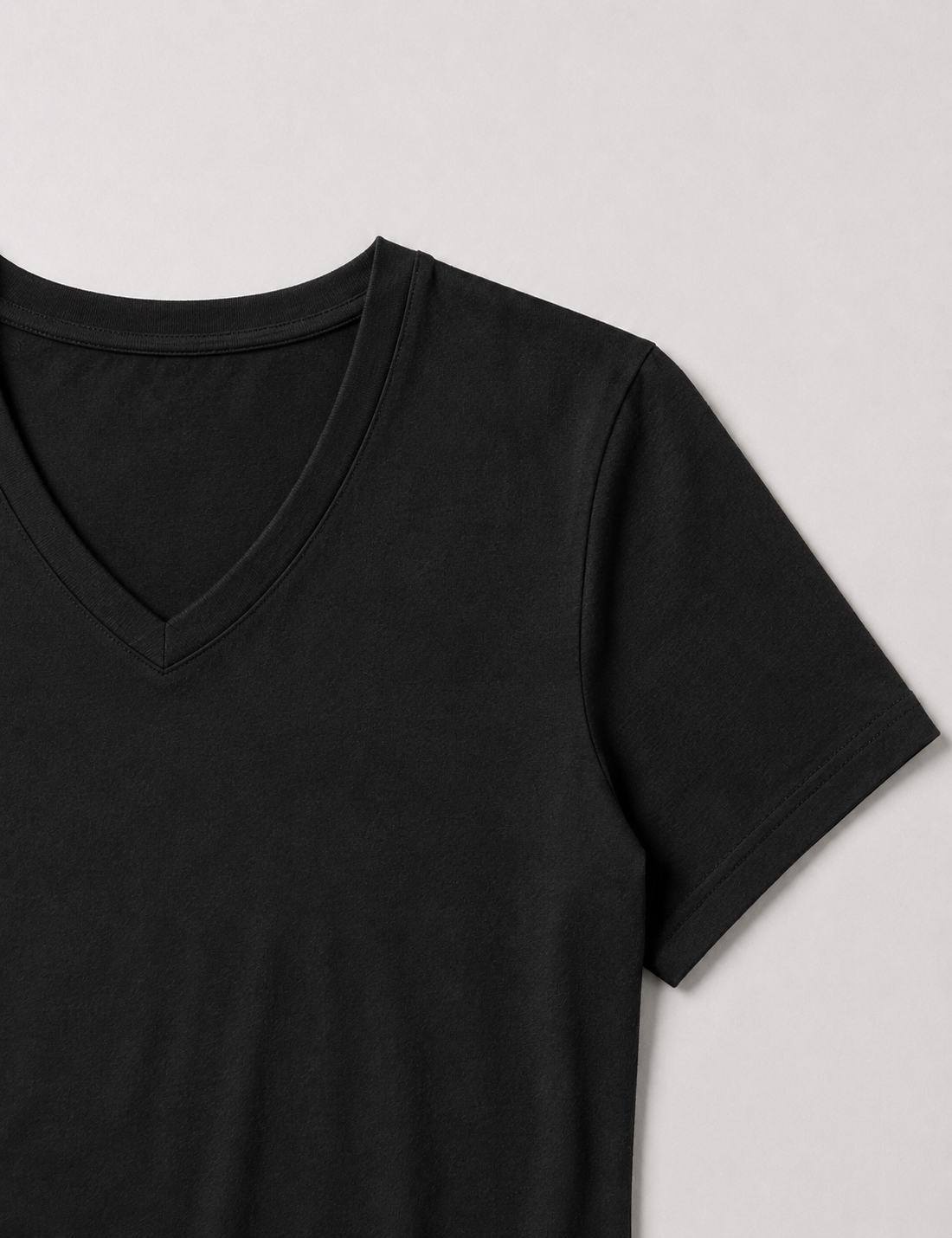 Alternative view of Camiseta Cuello Pico Negra