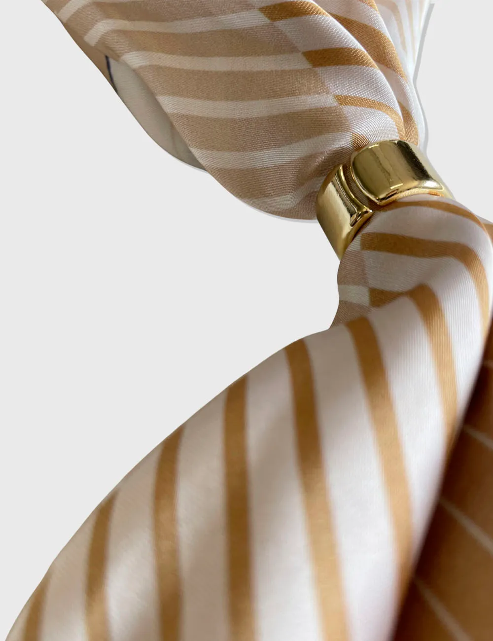 Alternative view of Pañuelo Anilla Marrón