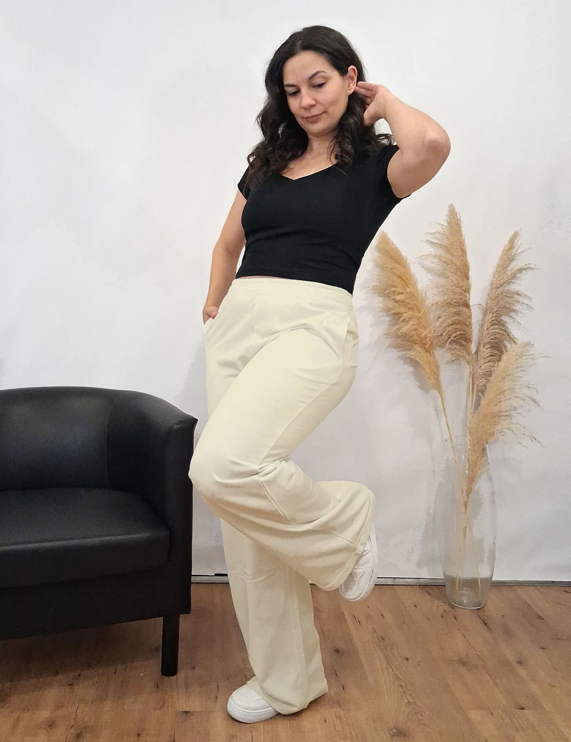 Pantalón Wide-Leg Crema