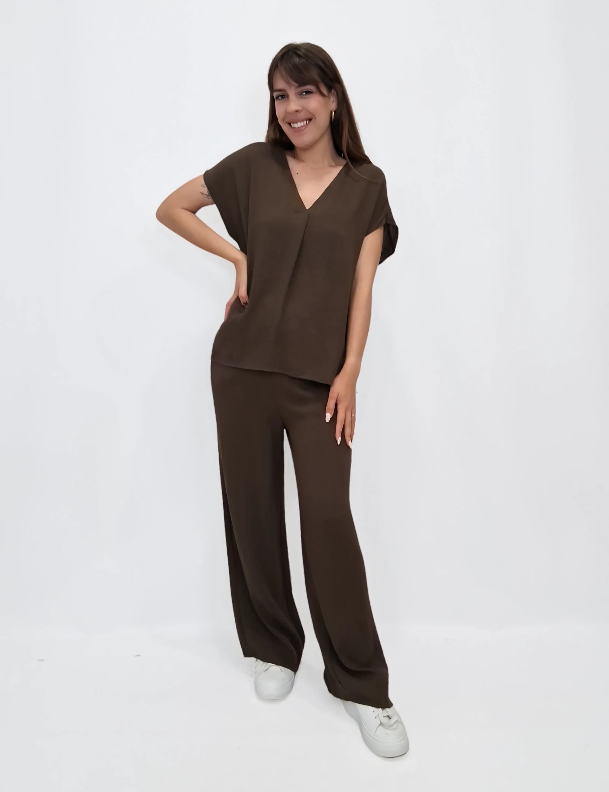Blusa Cuello Pico Marrón