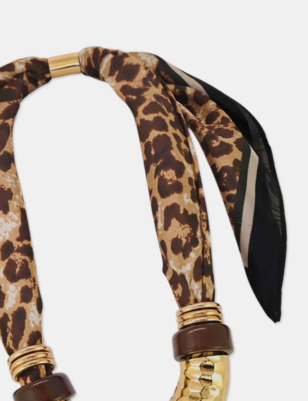 Alternative view of Collar Pañuelo Print