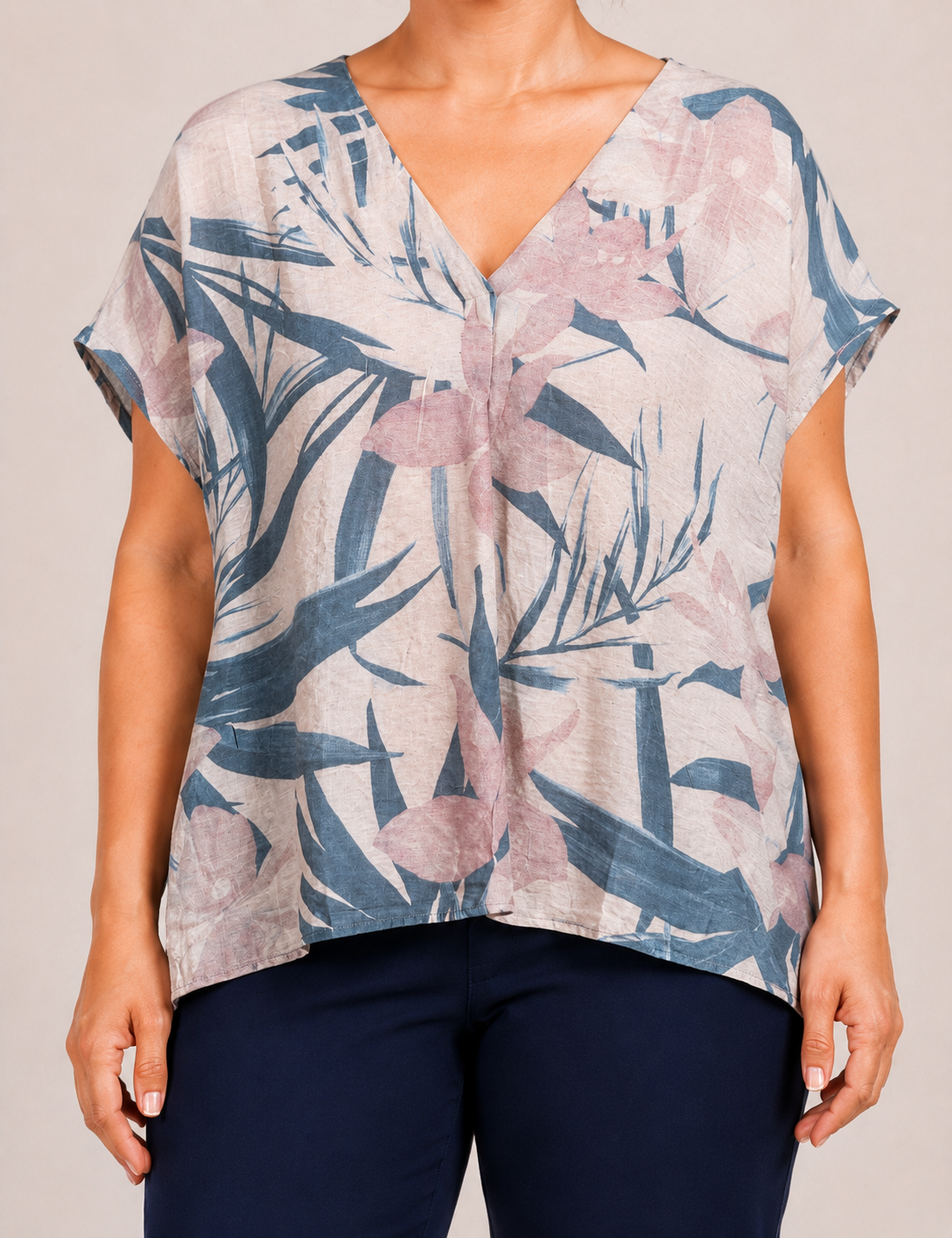 Alternative view of Blusa Estampada Crema y Azul