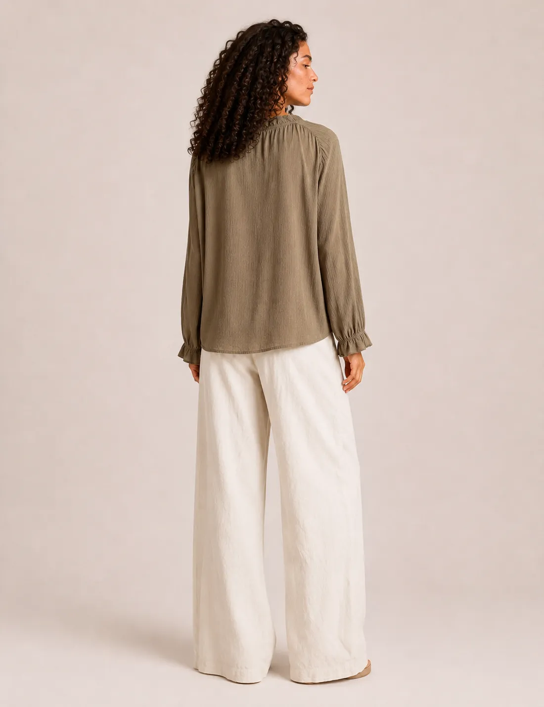 Alternative view of Camisa Lisa Cordel Kaki