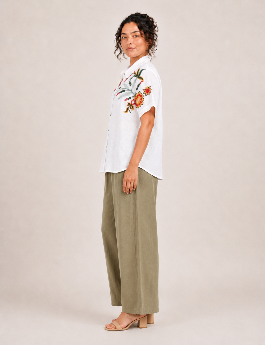 Alternative view of Camisa Bordada Flores