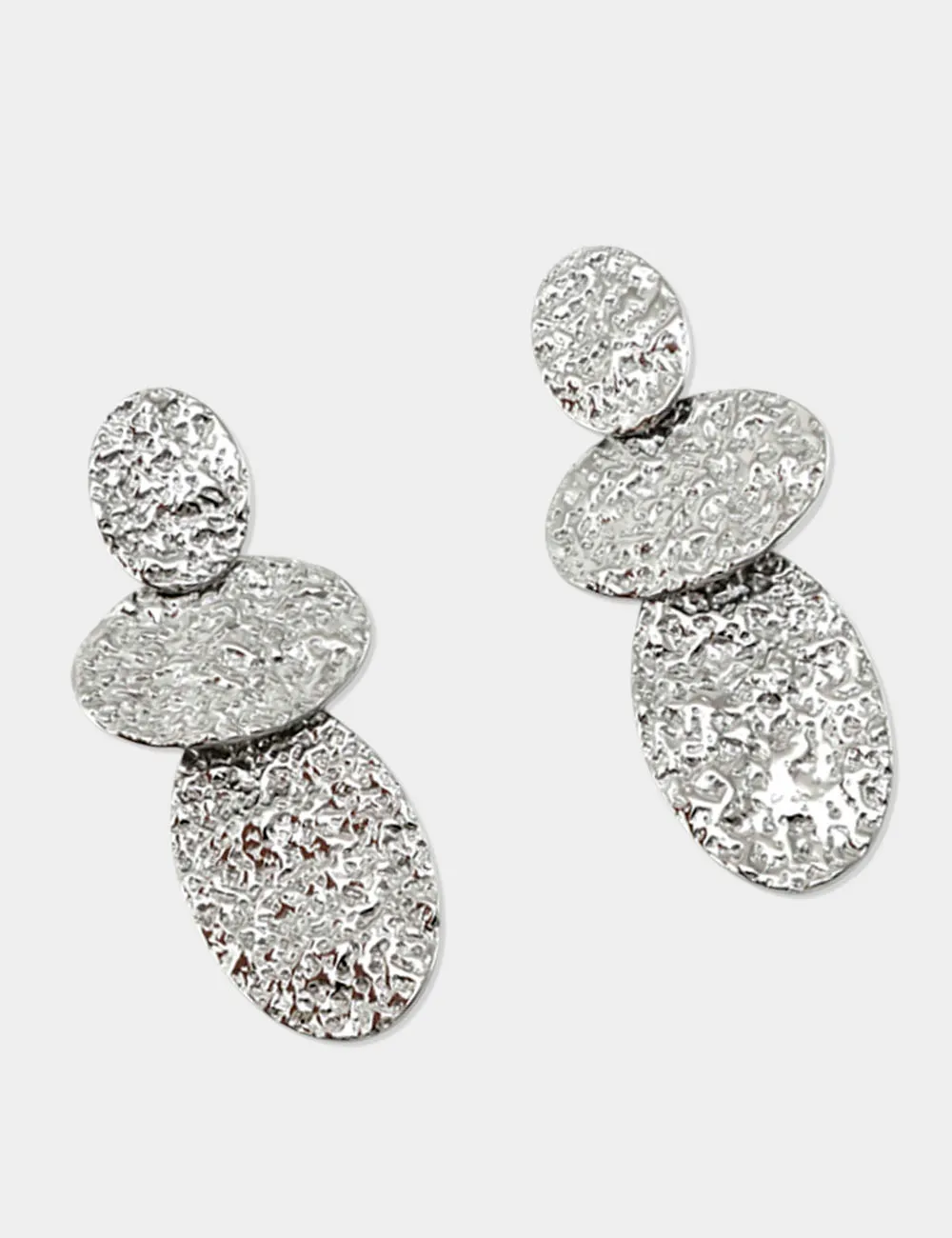 Alternative view of Pendientes Óvalos Plateados