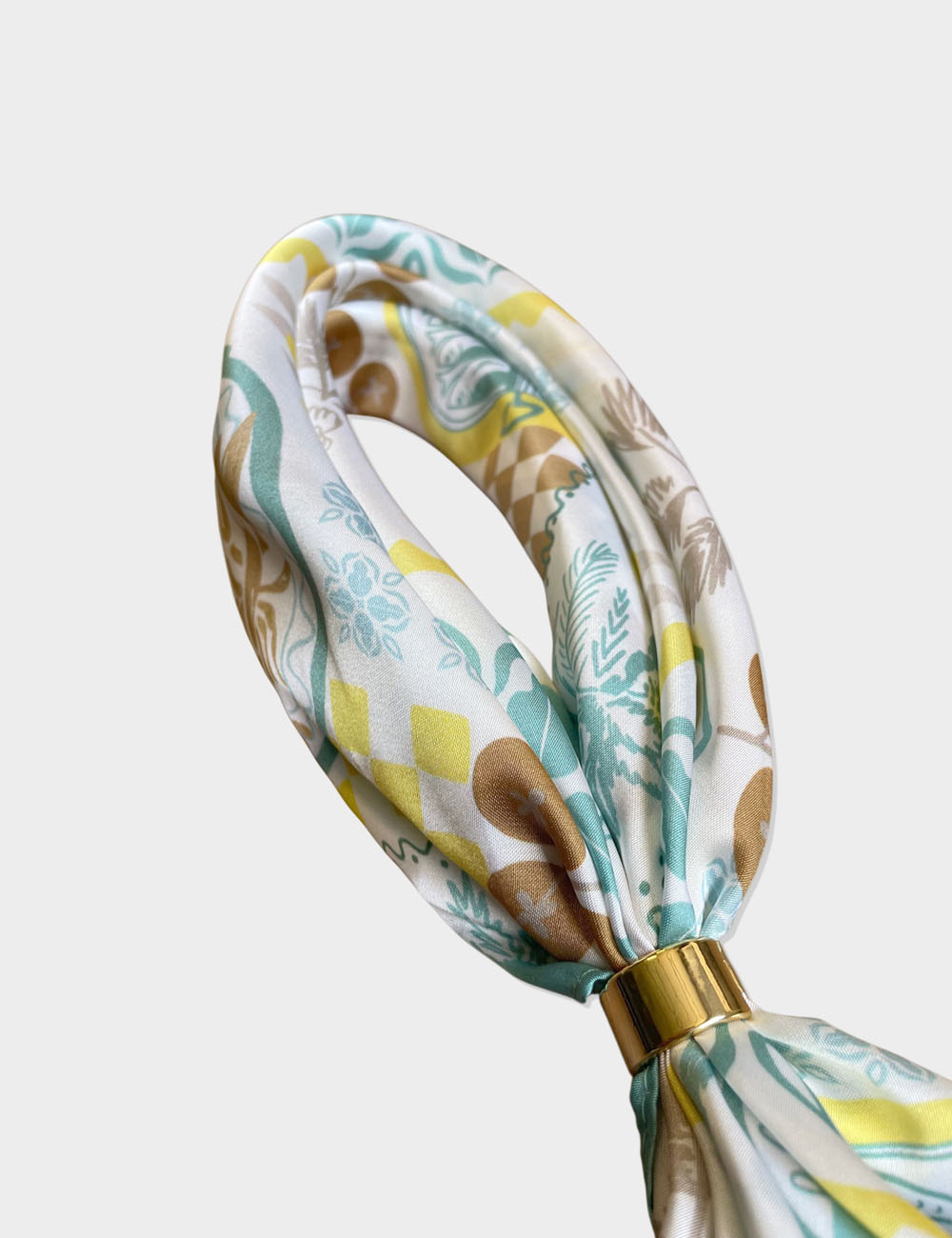 Alternative view of Pañuelo Anilla Aguamarina