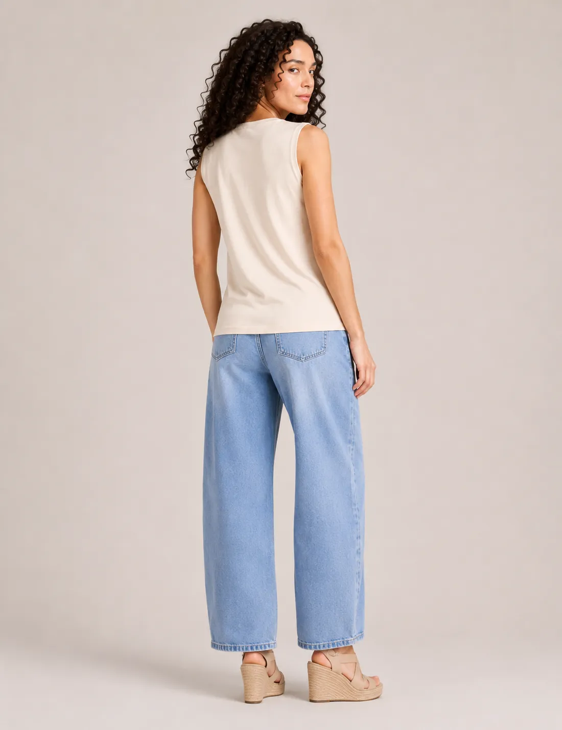 Alternative view of Camiseta Nudo Crema