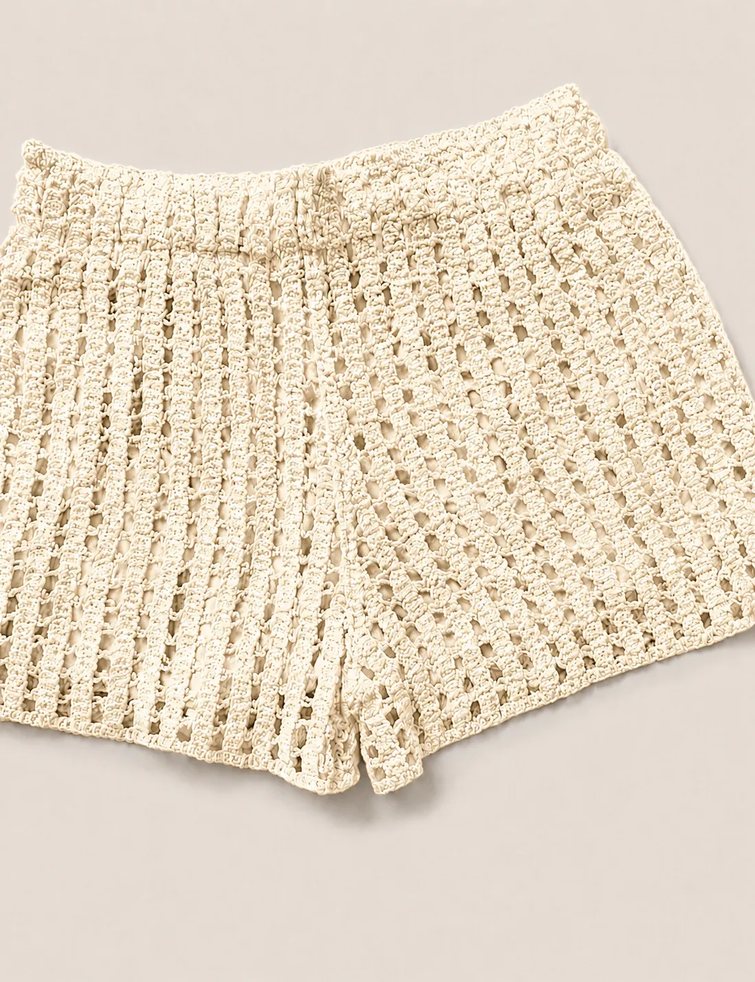 Alternative view of Short Crochet Crema