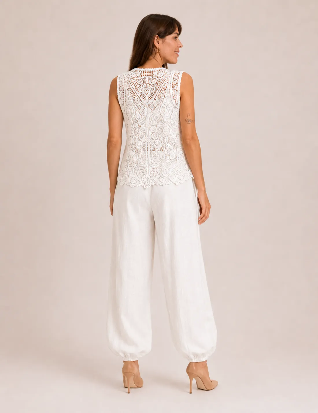 Alternative view of Chaleco Crochet Blanco