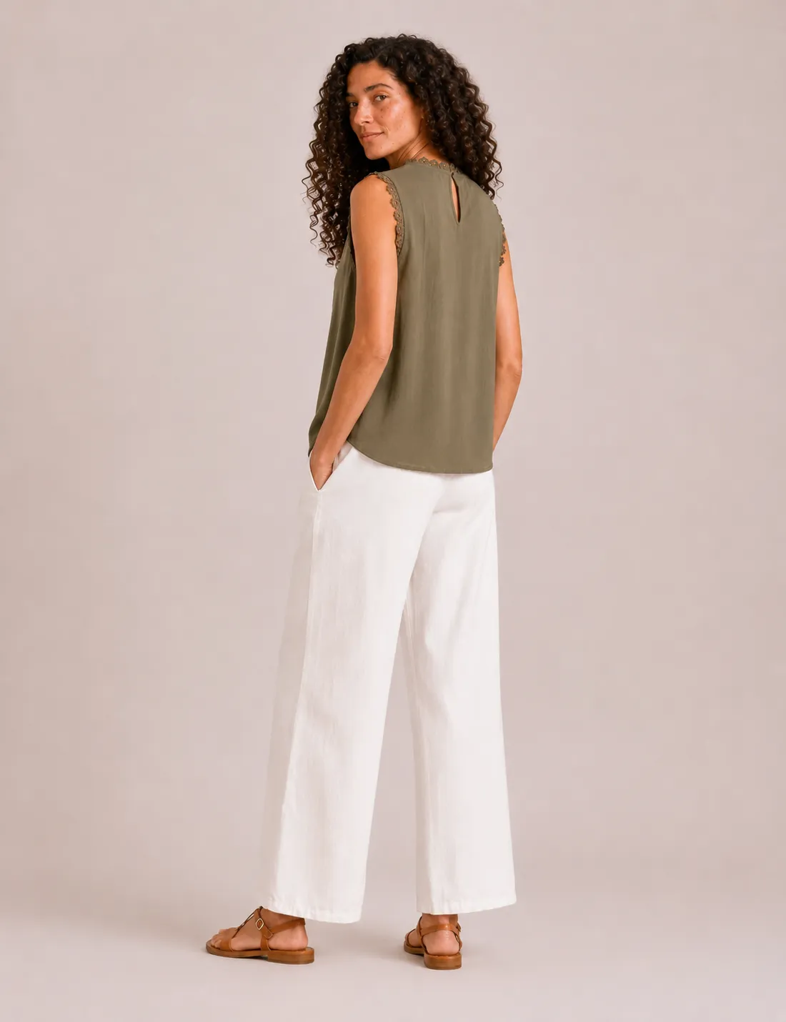 Alternative view of Blusa Bordada Kaki