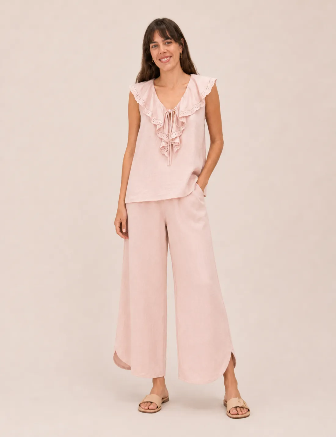Blusa Volante Cuello Rosa