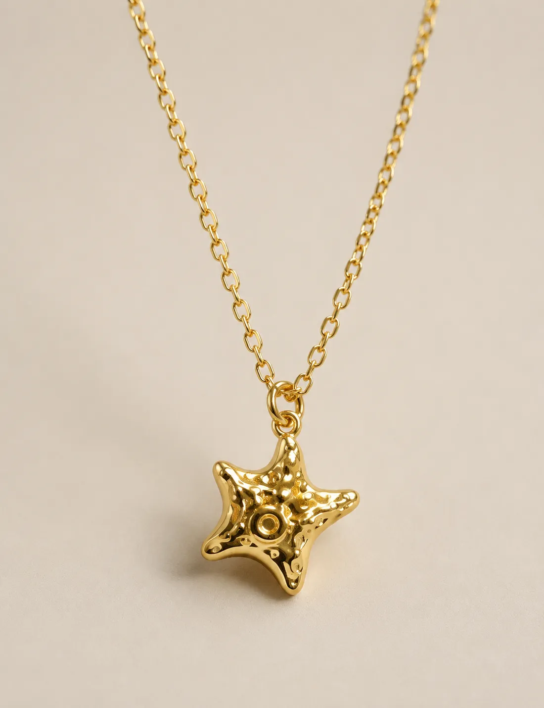 Alternative view of Colgante Estrella Dorado