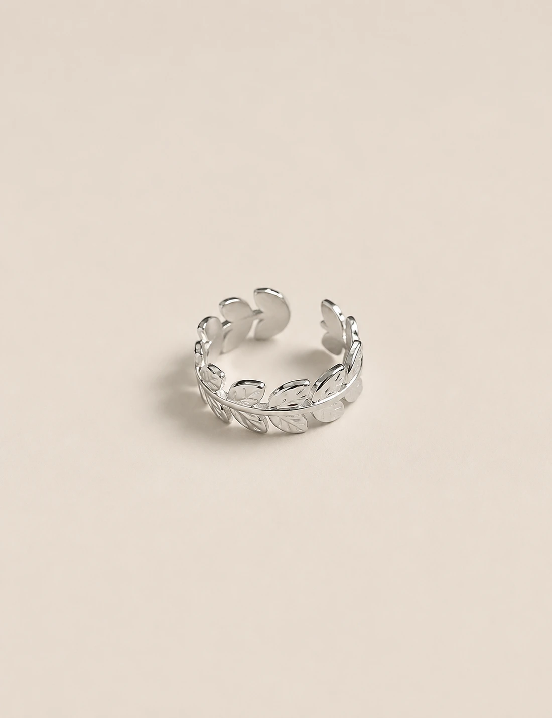 Anillo Acero Hojas Plateado