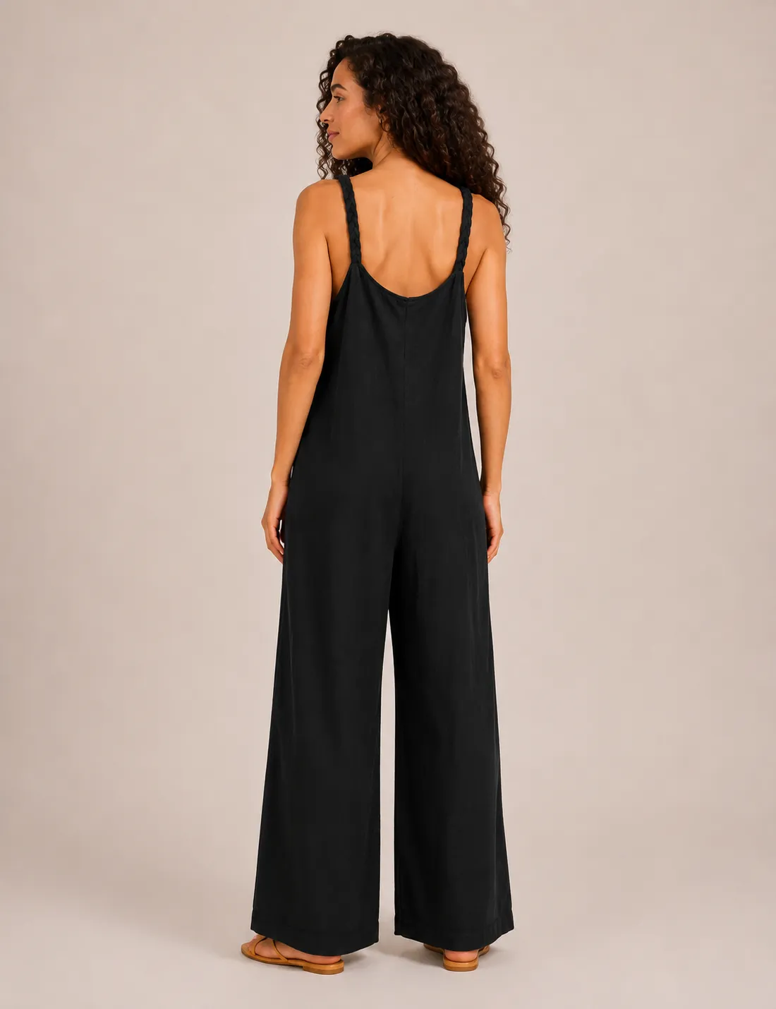 Alternative view of Mono Maxi Negro