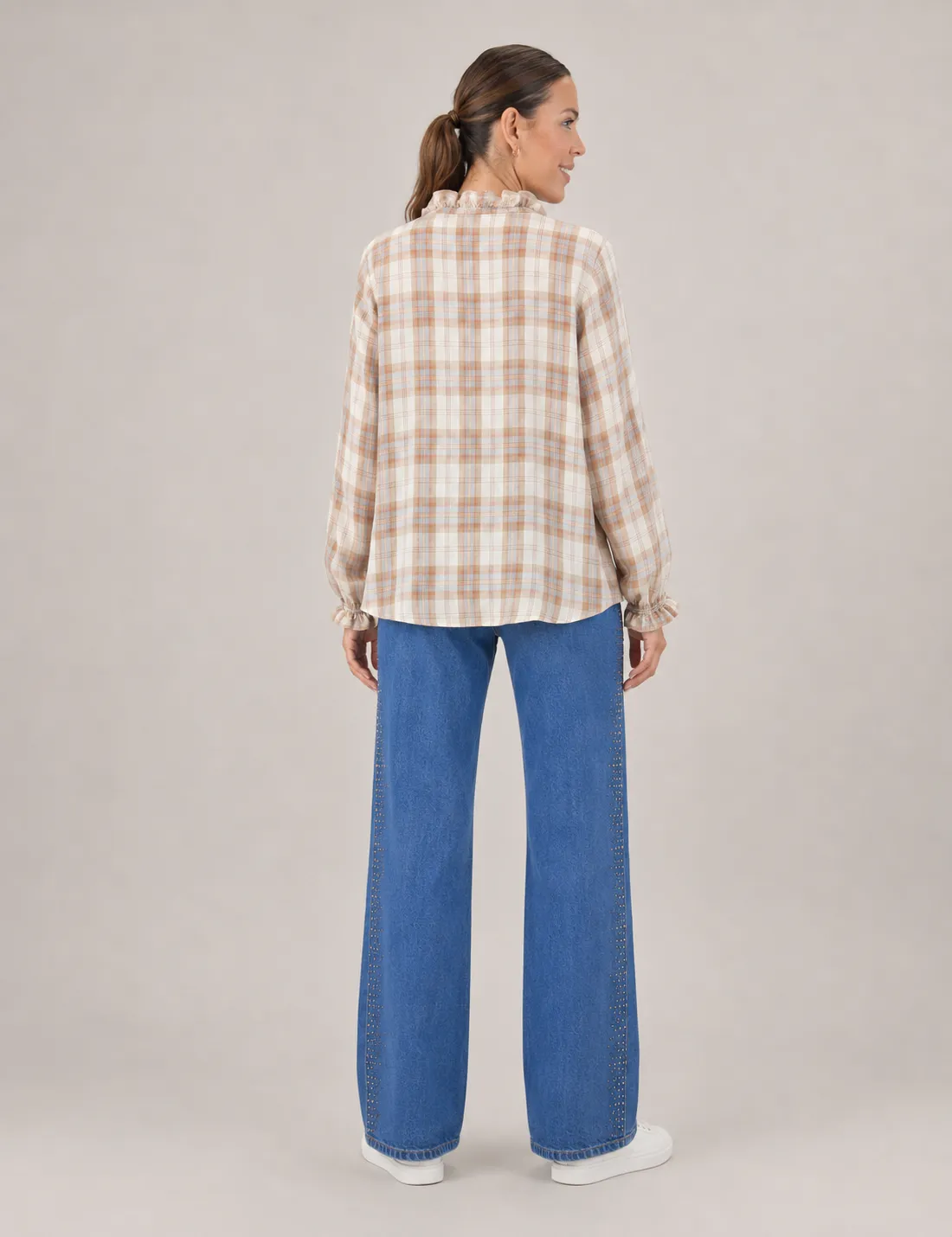 Alternative view of Camisa Cuadros Volantes Tostado