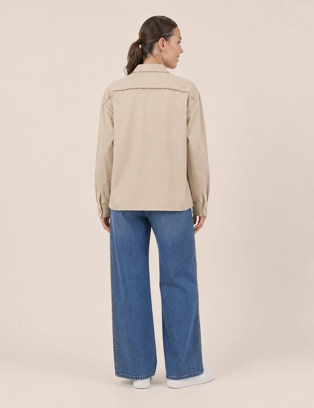 Alternative view of Sobrecamisa Calada Crema