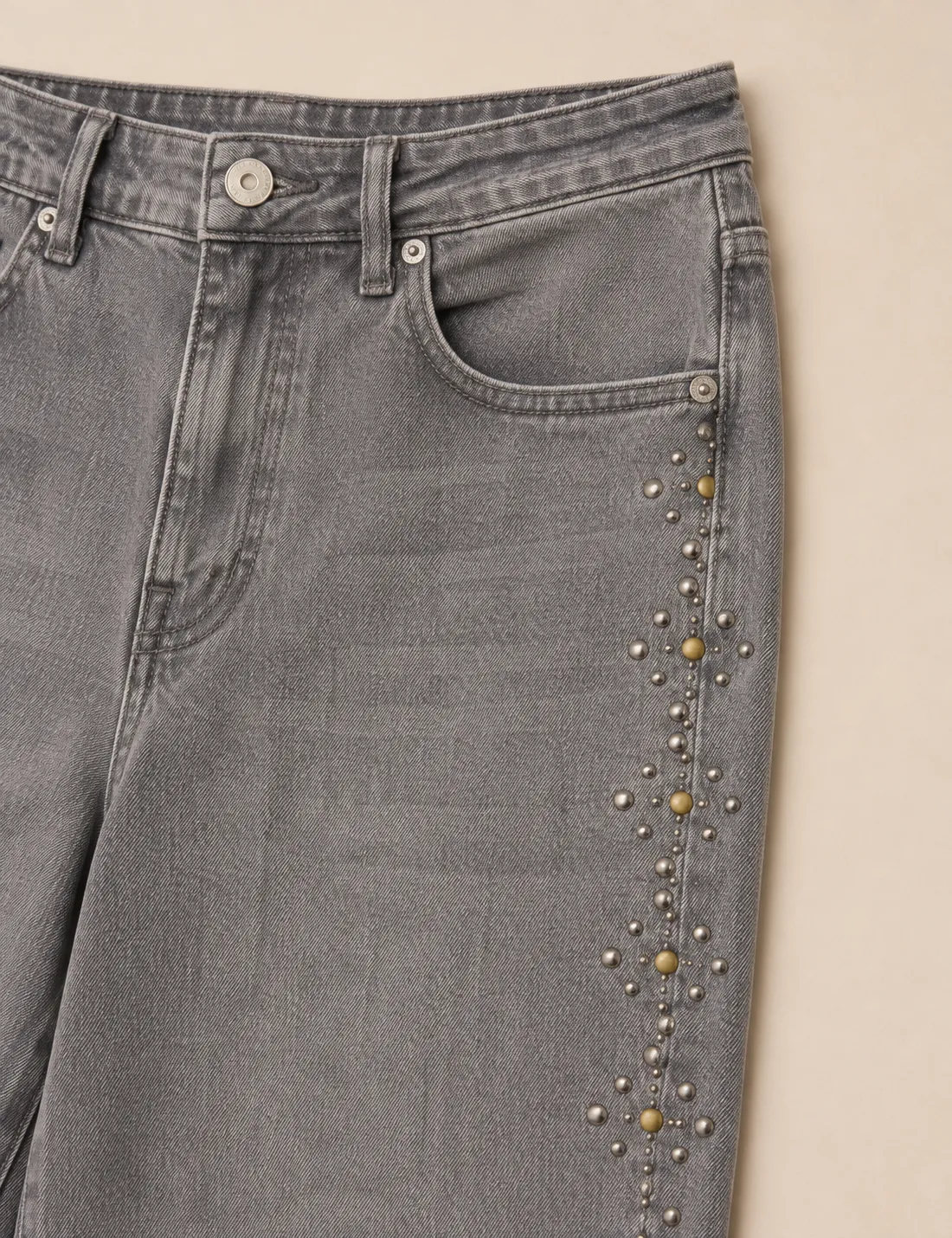 Jeans Straight Tachuelas Gris - Imagen 3
