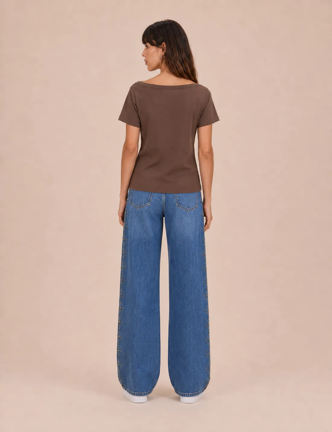 Alternative view of Camiseta Perro Tachuelas Chocolate