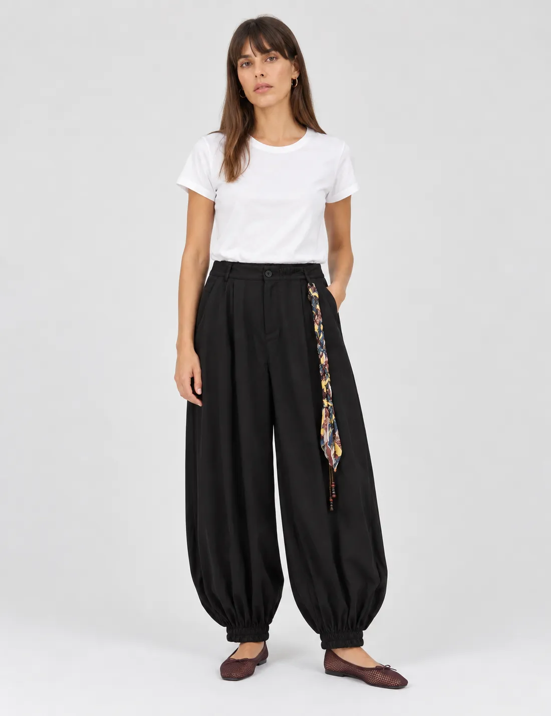 Pantalón Bombacho Raso Negro