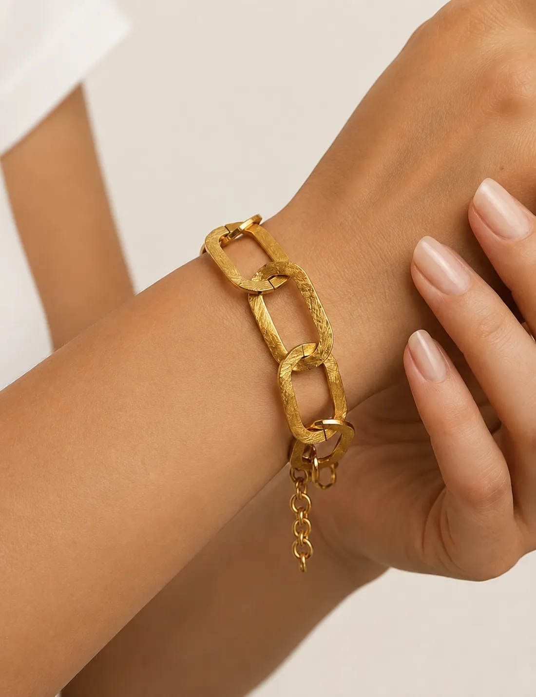 Alternative view of Pulsera Acero Eslabones Dorada