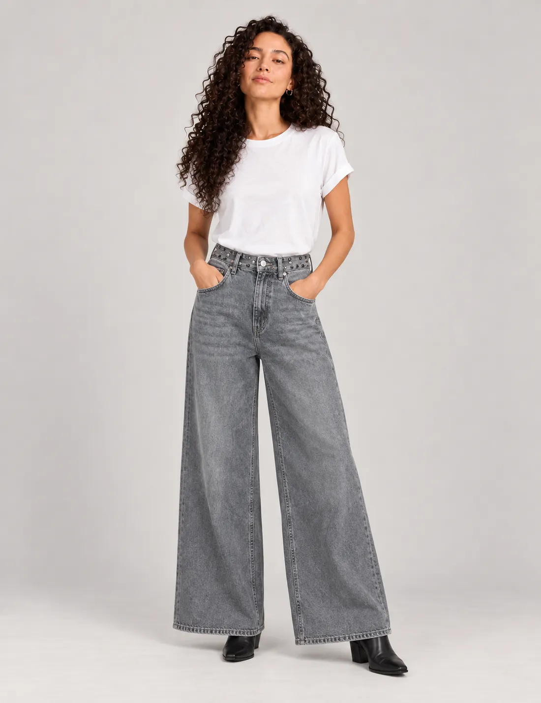 Jeans Gris WideLeg Tachuelas