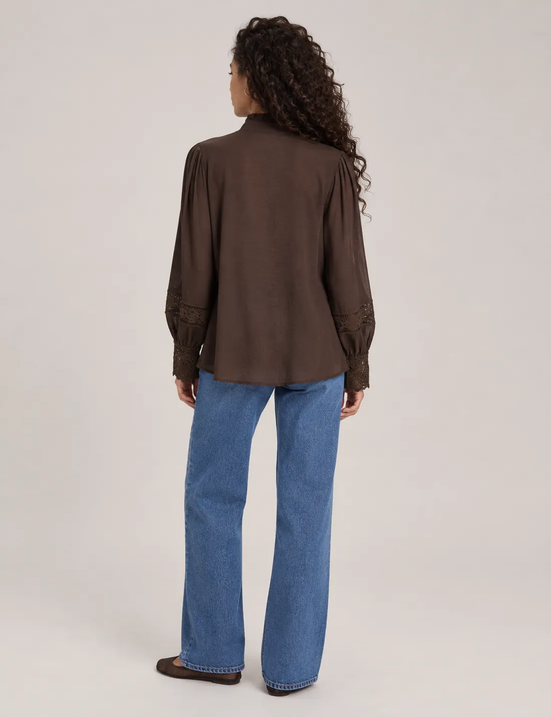 Alternative view of Camisa Romántica Chocolate