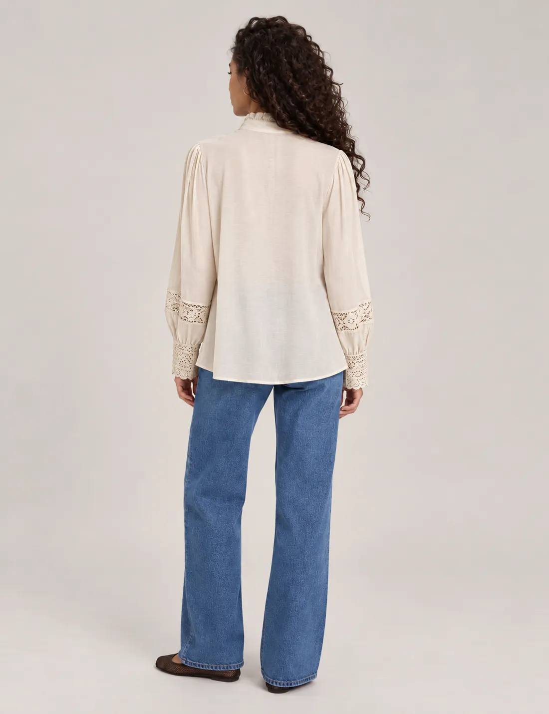 Alternative view of Camisa Romántica Crema