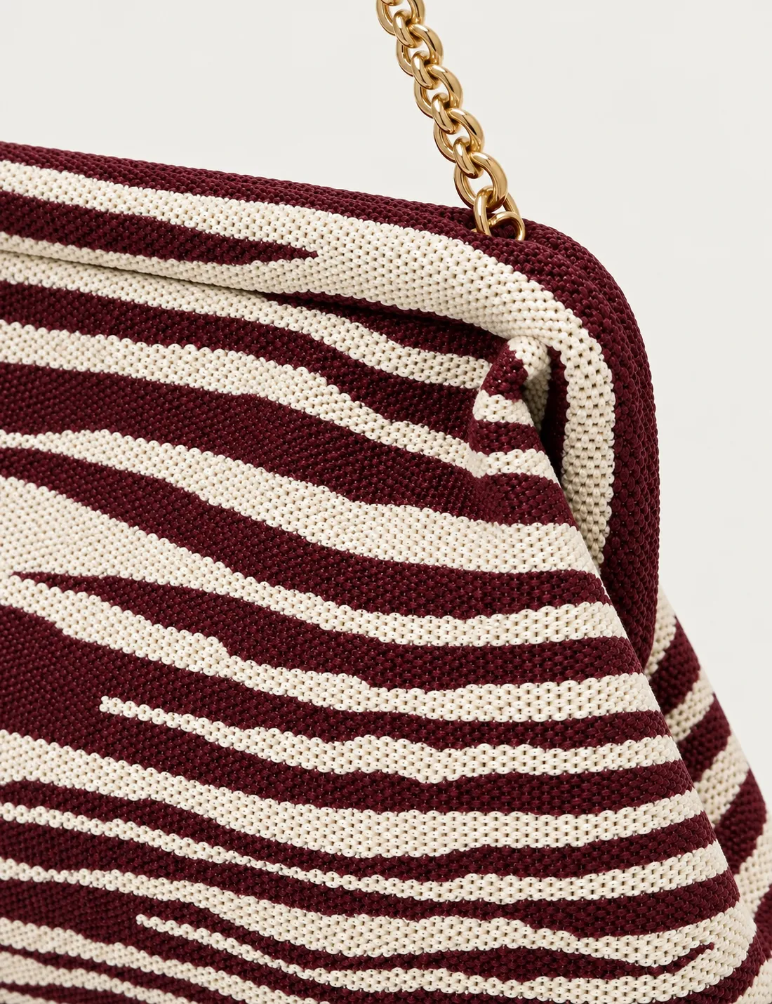 Bolso Clutch Cebra Burdeos - Imagen 2