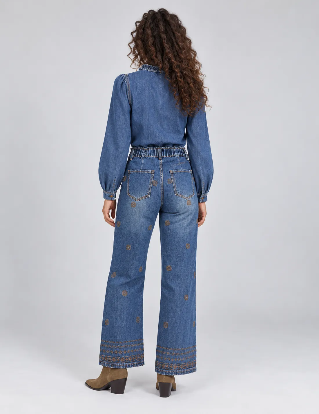 Alternative view of Jeans Straight Bordado
