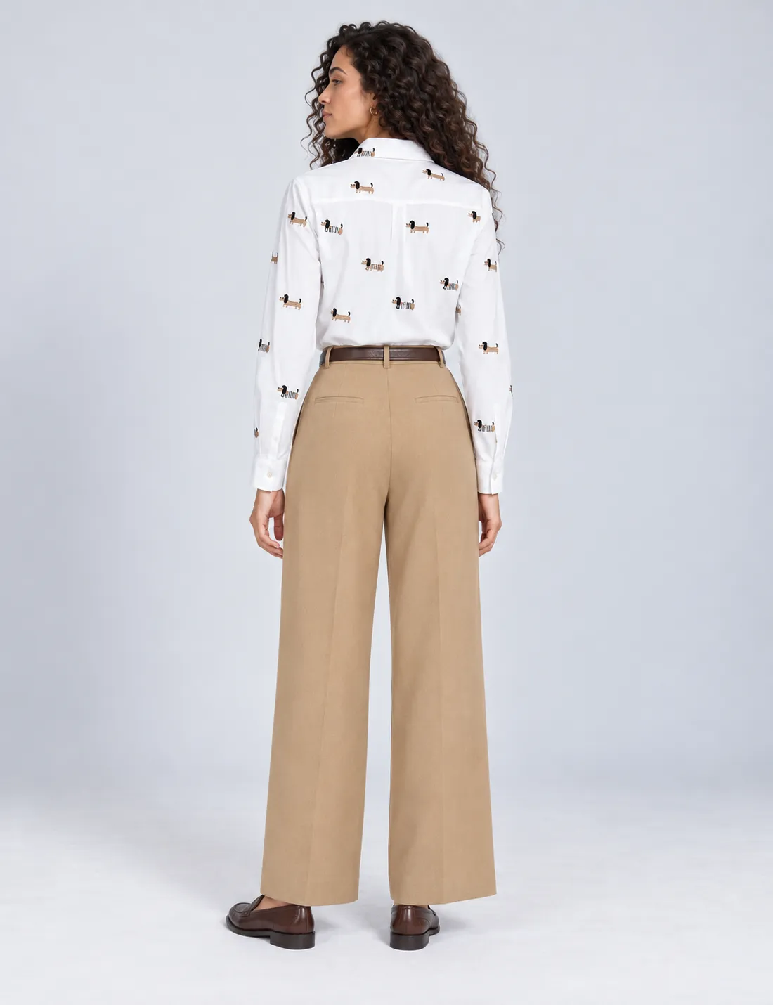 Alternative view of Camisa Perros Blanca