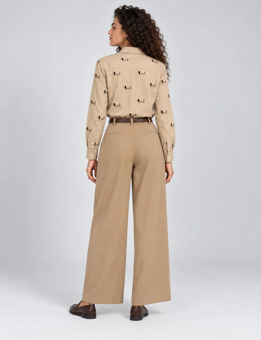 Alternative view of Camisa Perros Camel