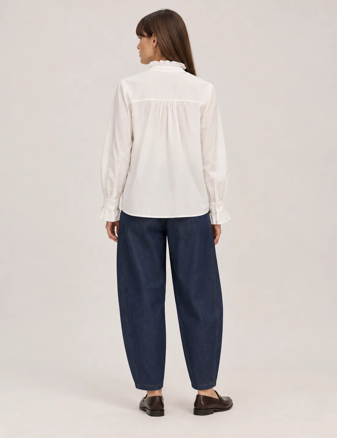 Alternative view of Camisa Cuello Volantes Blanca