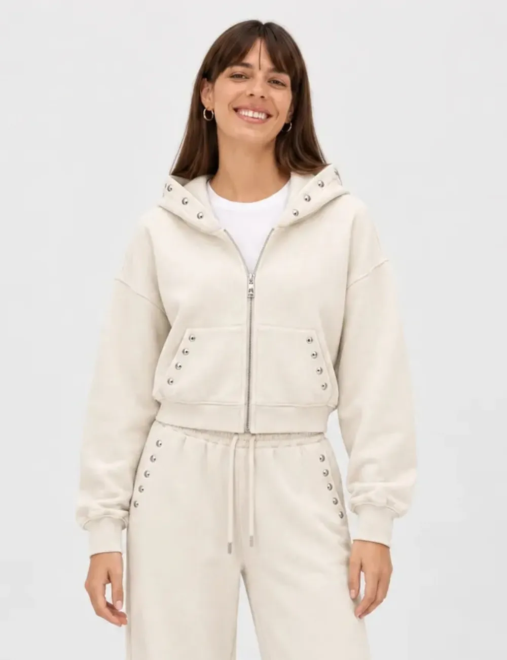 Sudadera Cremallera Tachuelas Crema